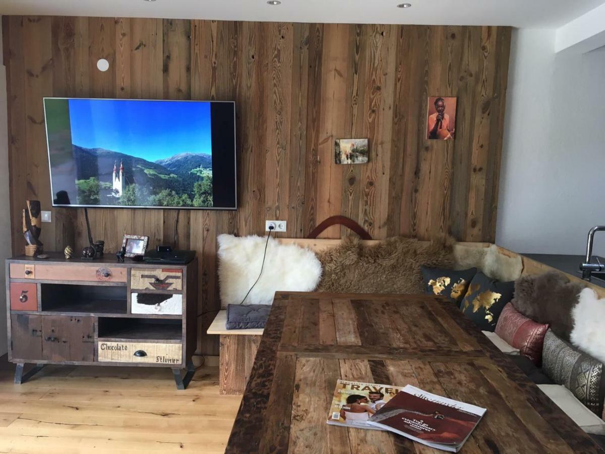 Apartamento Chasa Chalur Fliess Exterior foto